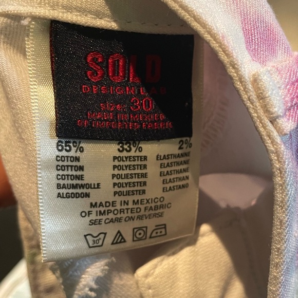 Denim shorts - Picture 3 of 3